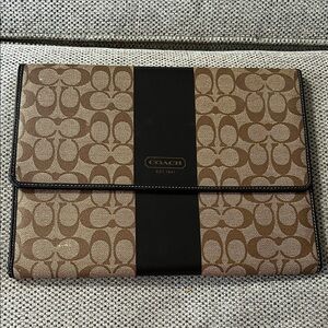 Coach Signature Canvas Portfolio